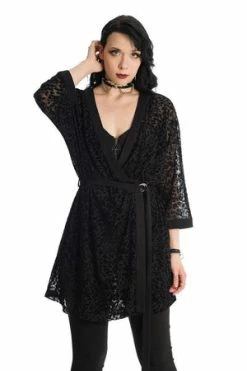 Banned Zephyr Kimono