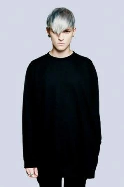 Long Clothing Plain Black Pocket Sweater - Unisex