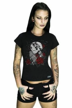 Dr Faust Praying Skull And Roses T-Shirt - Rivka